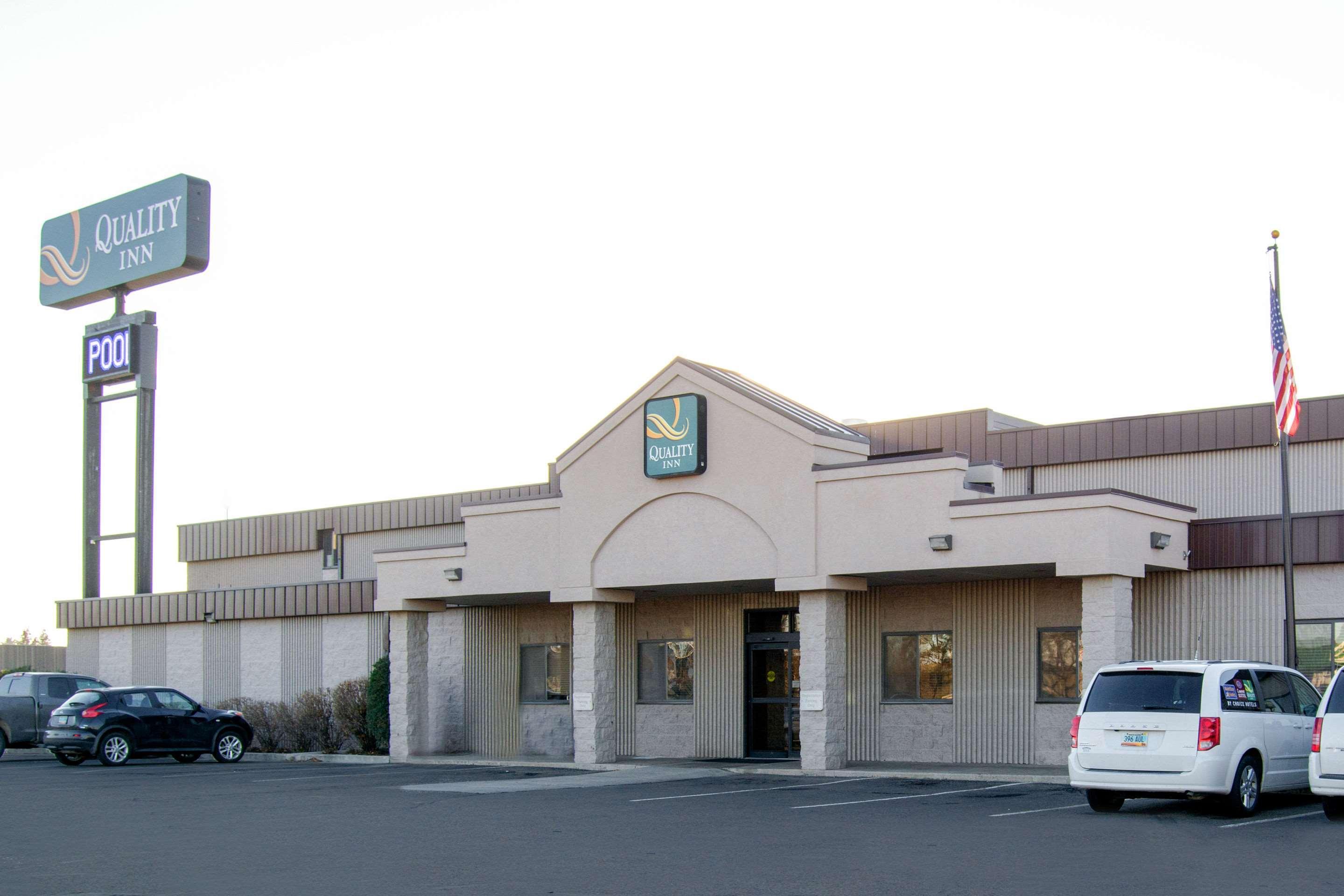 Quality Inn Bismarck I-94 Exteriér fotografie