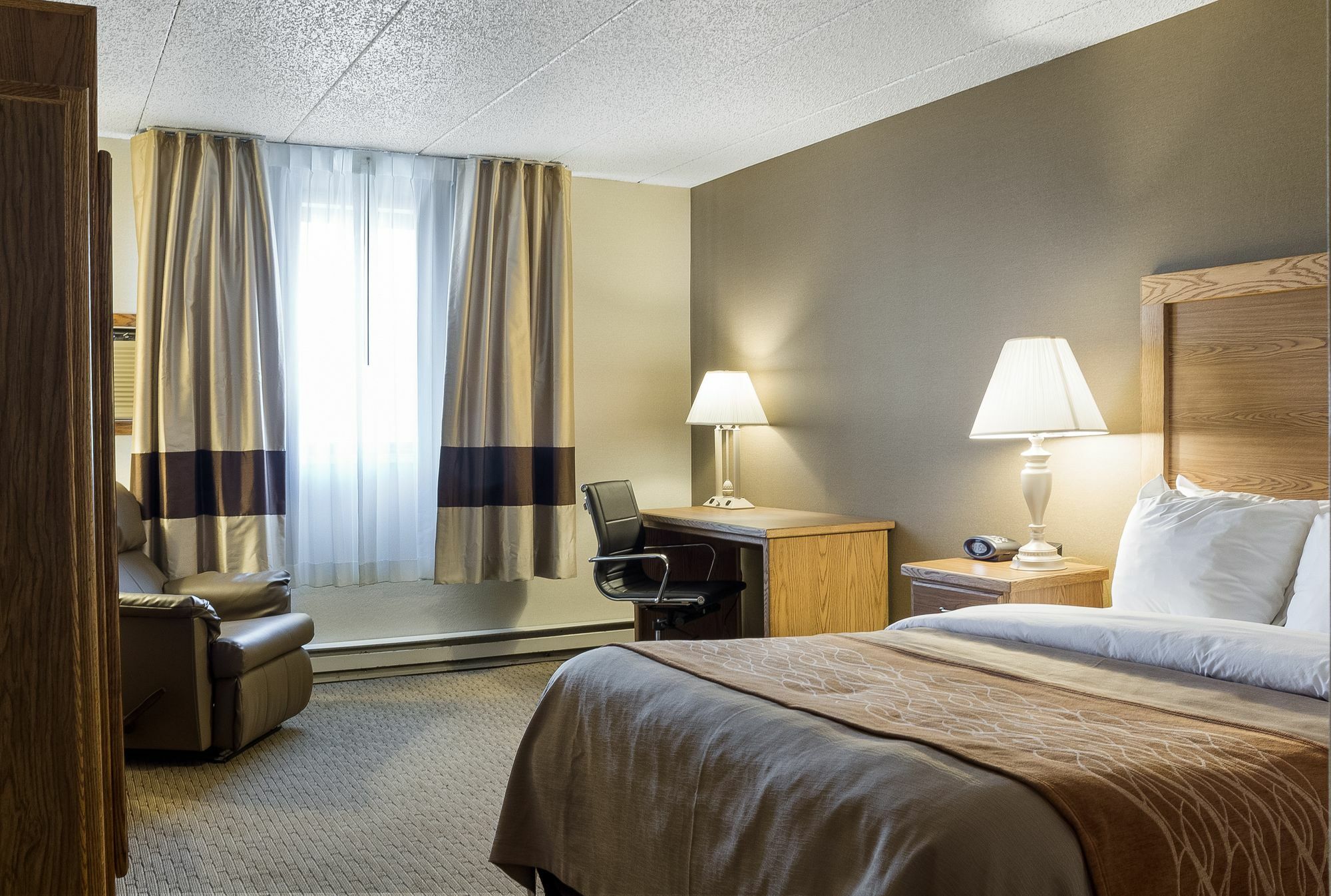Quality Inn Bismarck I-94 Exteriér fotografie